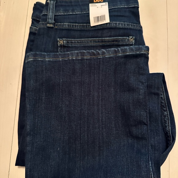 Women’s Legendary Mid Rise Bootcut Jean Compas - Picture 2 of 4